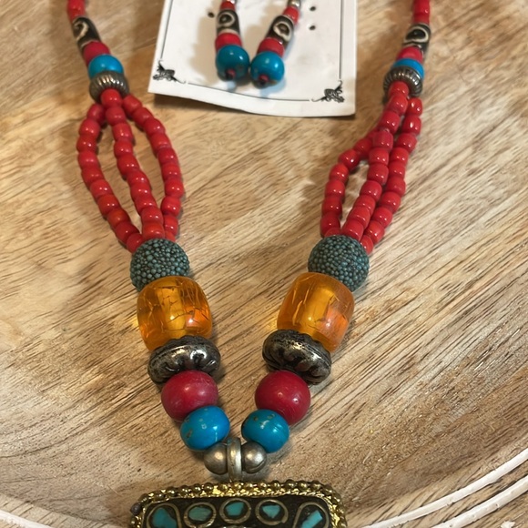 Handmade Indian Jewelry Set - Picture 4 of 8